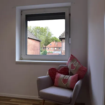 بيت للعطل Ganzes Monteurhaus Mit 4 Schlafzimmern Fuer Bis Zu 8 Gaeste *