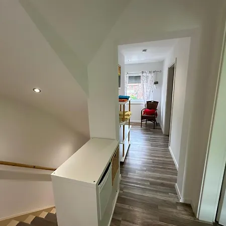 بيت للعطل Ganzes Monteurhaus Mit 4 Schlafzimmern Fuer Bis Zu 8 Gaeste *