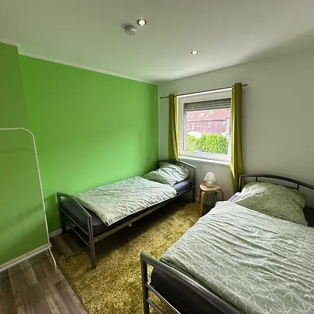 Nyaraló In Fuer Bis Zu 9 Personen - Arbeiten Im Ruhrgebiet *
