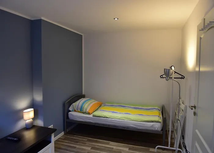 Ganzes Monteurhaus Mit 4 Schlafzimmern Fuer Bis Zu 8 Gaeste *