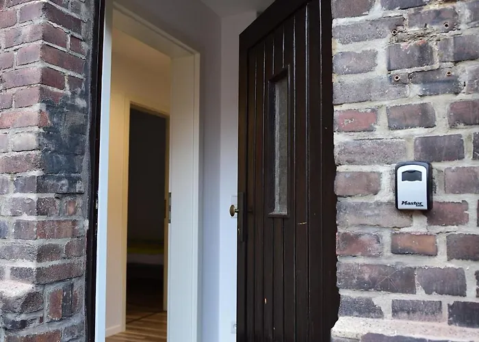 Holiday home Ganzes Monteurhaus Mit 4 Schlafzimmern Fuer Bis Zu 8 Gaeste