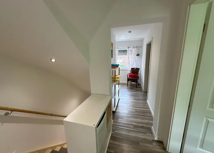 Holiday home Ganzes Monteurhaus Mit 4 Schlafzimmern Fuer Bis Zu 8 Gaeste *