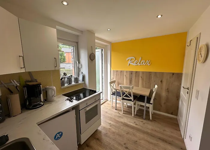 Ganzes Monteurhaus Mit 4 Schlafzimmern Fuer Bis Zu 8 Gaeste Holiday home Duisburg